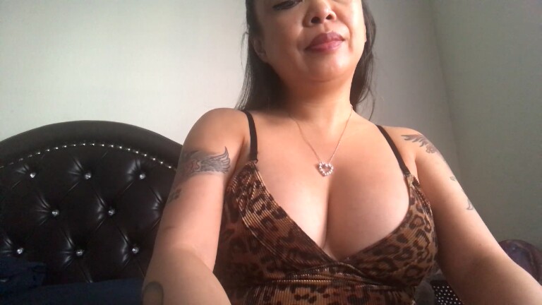 SweetSexyFilipina's Streamate show and profile