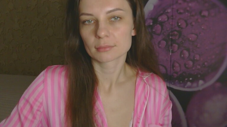 Brunettee's Streamate show and profile