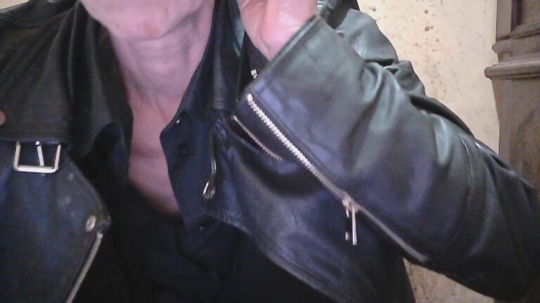 yougeny's Streamate show and profile