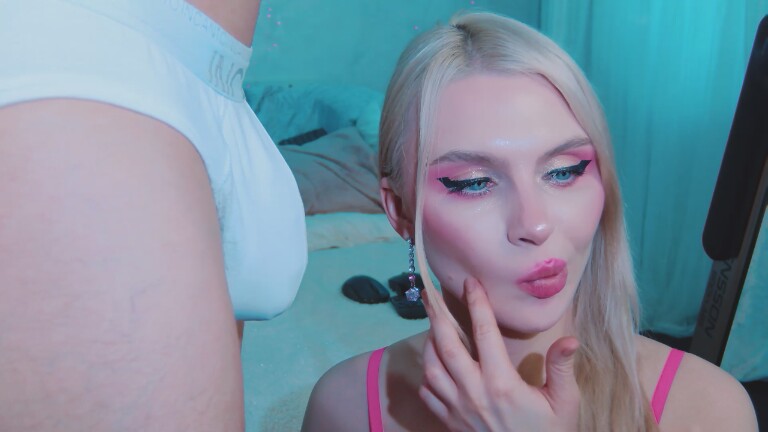 DenLina's Streamate show and profile