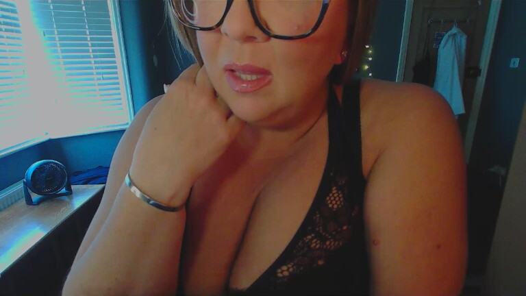 OrlaOnline's Streamate show and profile