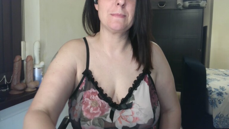 PerfectPage67's Streamate show and profile