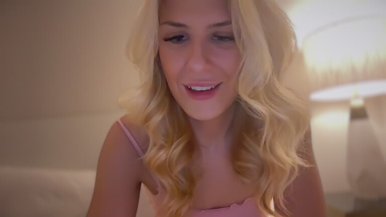 blondeambitionnn's Streamate show and profile