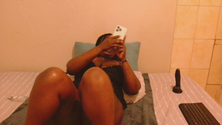 CocoBerryZA's Streamate show and profile