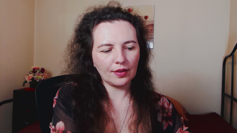 KARLEENx's Streamate show and profile